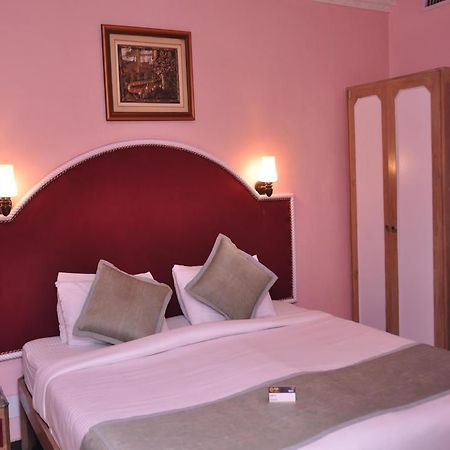 Oyo Premium Railway Station Patna Otel Patna  Dış mekan fotoğraf